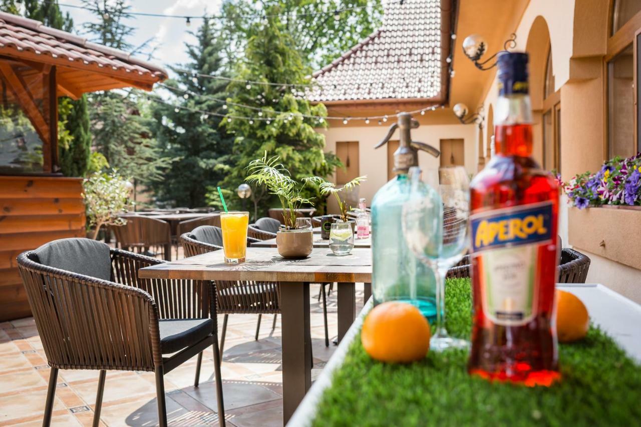 Platan Garden Rooms&Restaurant Hajdúszoboszló Exterior foto